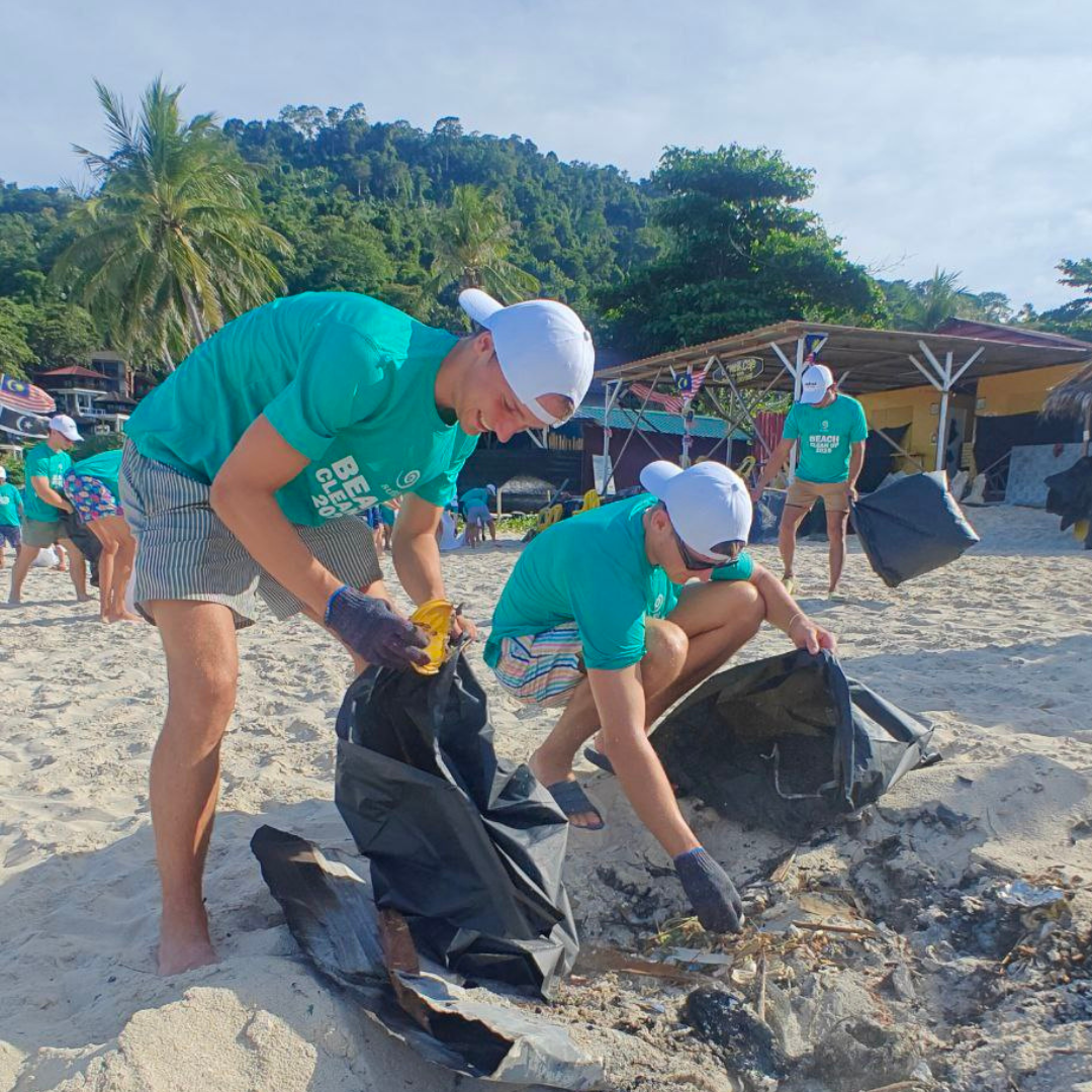 Clean shores, clear hearts — BuBu Beach Cleanup opening moment