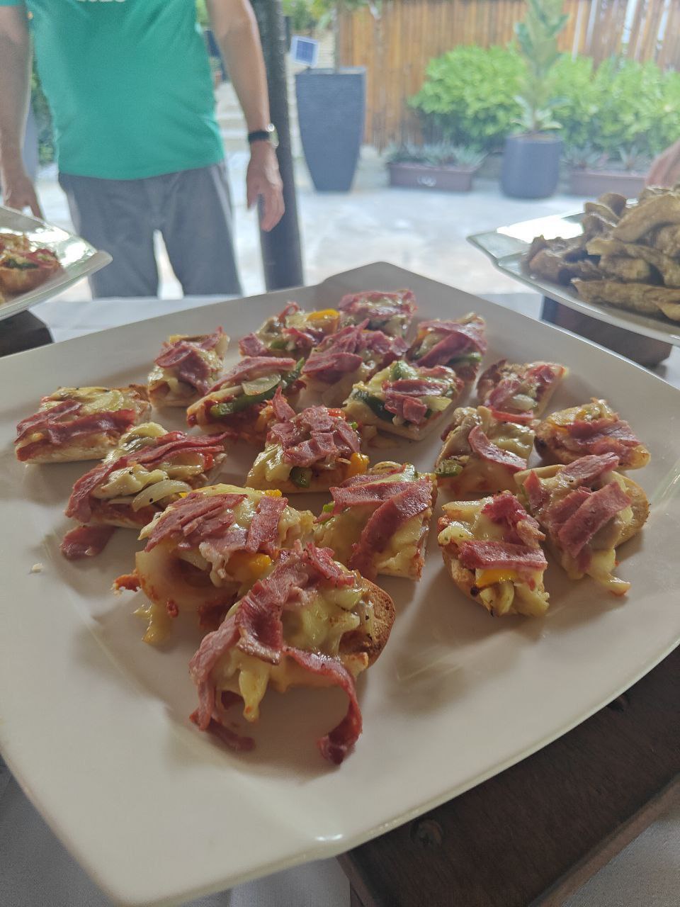 photo_6298744873493924955_y