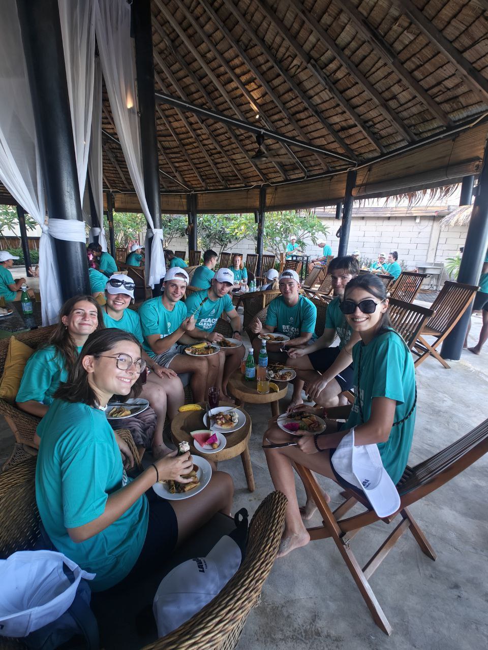 photo_6298744873493924960_y (1)